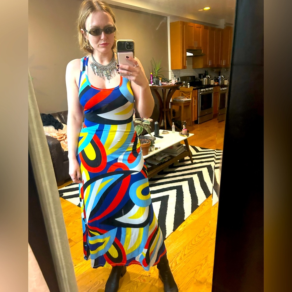 Mulata dress/ size small/ colors black blue yellow red white